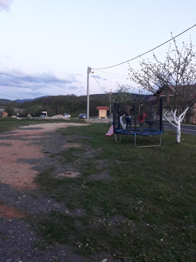 Apartman Teo &Tena Otočac 外观 照片