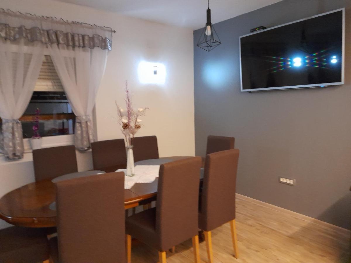 Apartman Teo &Tena Otočac 外观 照片